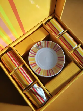 Juego de café 6 tazas y platos