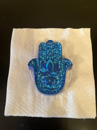 Mano de Fátima Escayola Decorada Azul