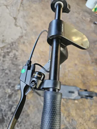 Patinete Eléctrico Cecotec Nuevo