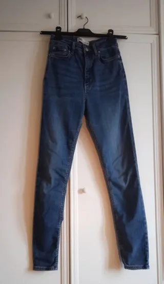 Pantalón vaquero Zara T. 34