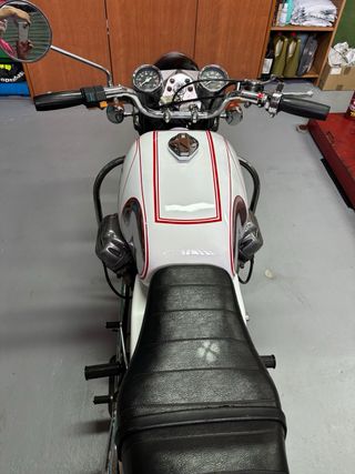 Moto Guzzi 850