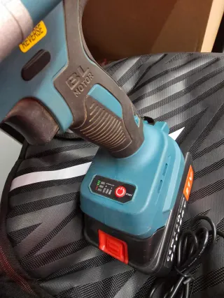 Taladro de impacto SeeSii 21V