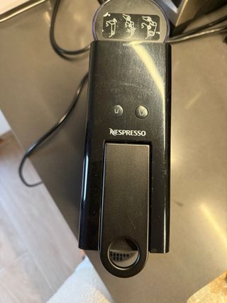 Cafetera Nespresso Negra