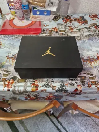 Zapatillas Nike Air Jordan Negras Rojas