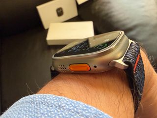 Apple Watch Ultra 2 Bundle Accessori