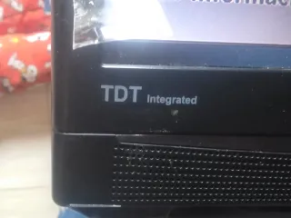 TV OKI 16" con TDT integrado