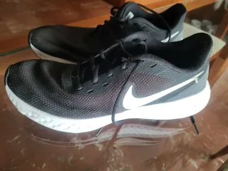 Nike Revolution 5 Talla 45.5