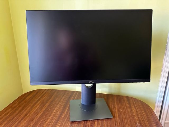 Monitor Dell 27” QHD