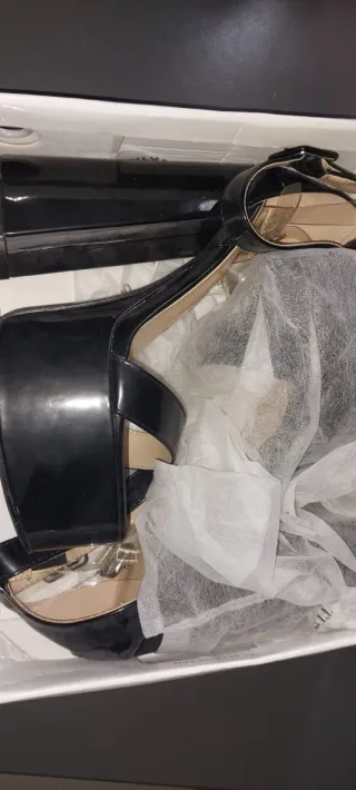 Zapatos de tacón negros con plataforma