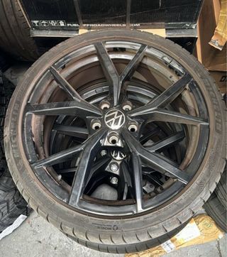 Llantas Estoril VW Golf 8.