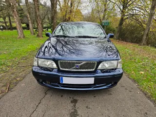 Volvo C70 2003
