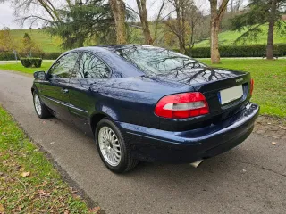 Volvo C70 2003