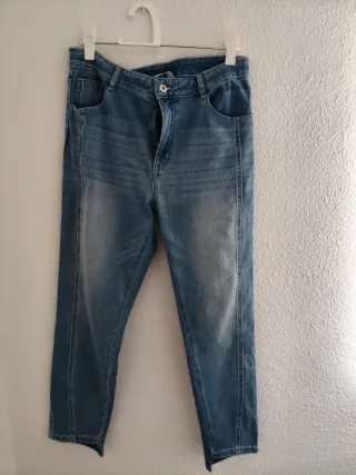 Pantalón vaquero mujer azul claro