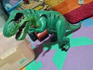 Dinosaurio T-Rex Verde gratis.
