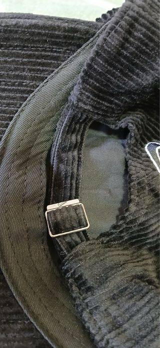 Gorra Supreme X Nike Negra Corduroy