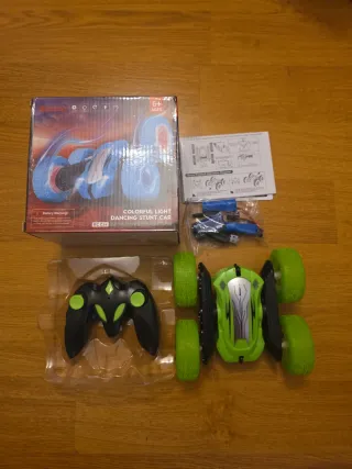 Coche RC ROZON con luces de colores