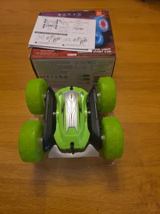 Coche RC ROZON con luces de colores