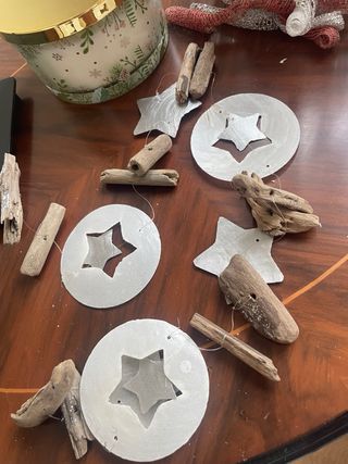 Guirnalda Navideña Nácar y Madera