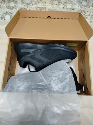 Zapatillas Fila Negras Talla 41 Nuevas