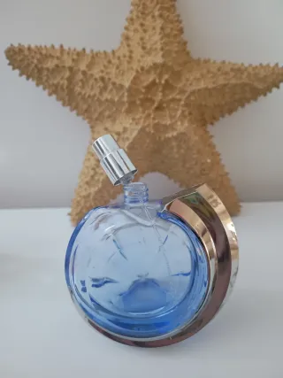 Frascos de perfume Bvlgari y Thierry Mugler