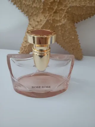Frascos de perfume Bvlgari y Thierry Mugler