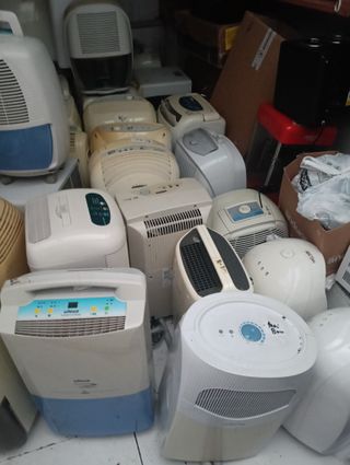 Deshumidificadores revisados y limpios