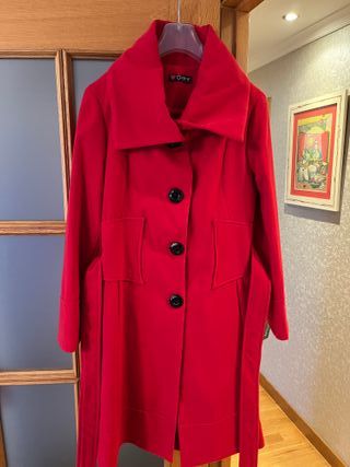 Abrigo Rojo Estilo Gabardina Talla 42
