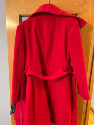 Abrigo Rojo Estilo Gabardina Talla 42