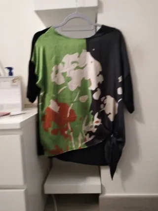 Camiseta con estampado floral talla única