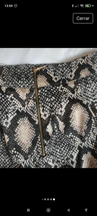 Falda estampado serpiente