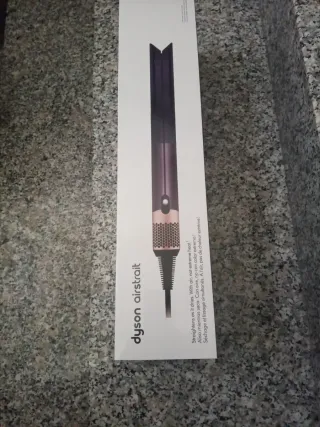 Dyson Airstrait Viola