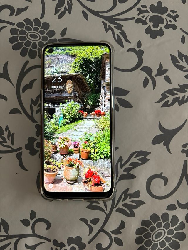 Teléfono móvil oppo 5g en perfecto estado. 128 gb