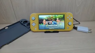 Nintendo Switch Lite Gialla
