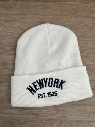 Gorro New York Est. 1625 Blanco