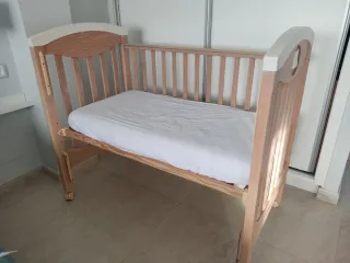 Cuna madera TRAMA con colchón