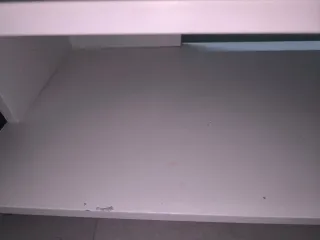 Mesa TV con ruedas Ikea