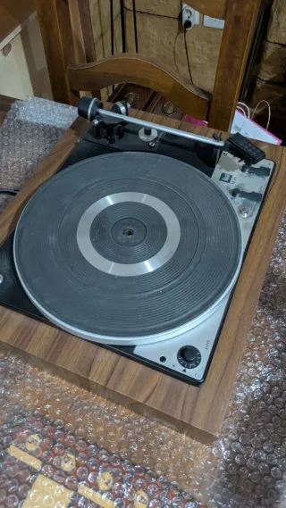 Tocadiscos Dual 1224 retro