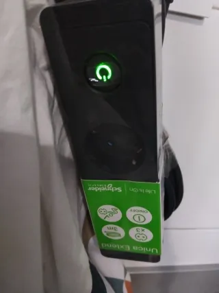 Regleta Schneider Unica Extend 3 enchufes por 23 u