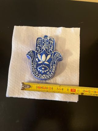 Mano de Fátima escayola pintada a mano