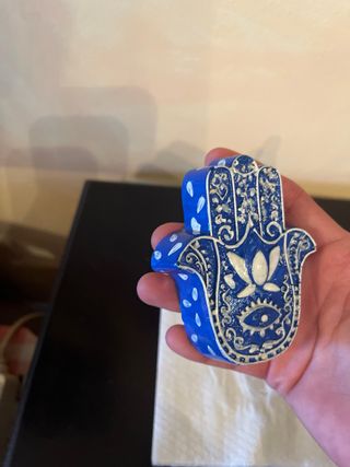 Mano de Fátima escayola pintada a mano