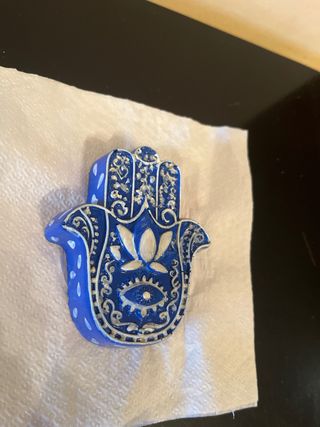 Mano de Fátima escayola pintada a mano