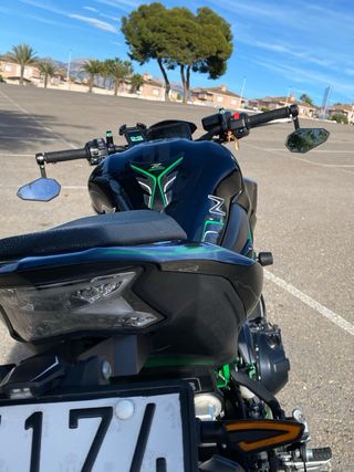 Kawasaki Z900 Verde/Negra. Limitada A2