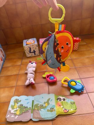 Lote Juguetes Bebé: Bloques, Peluche y Libro Baño