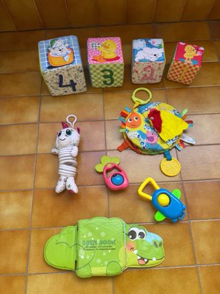 Lote Juguetes Bebé: Bloques, Peluche y Libro Baño