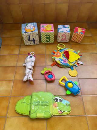 Lote Juguetes Bebé: Bloques, Peluche y Libro Baño