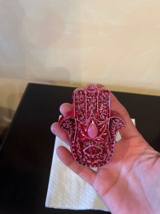 Mano de Fátima pintada a mano