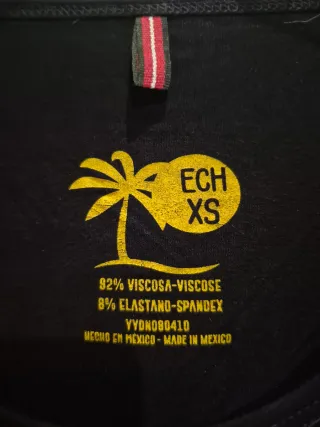 Camiseta Negra Calavera Diamantes