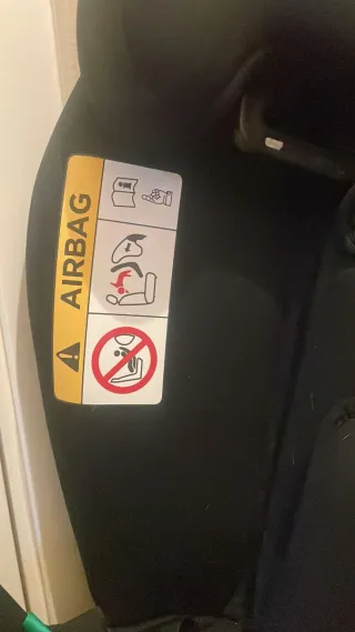 Silla de coche negra