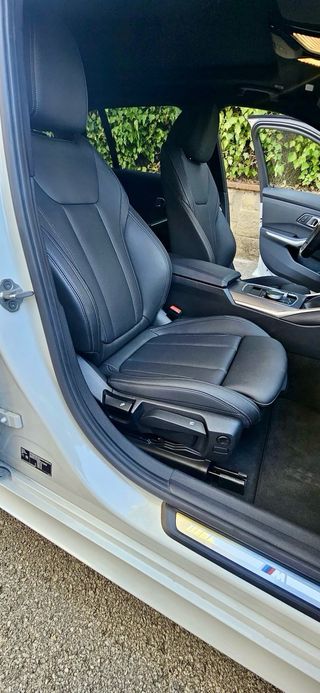 BMW 320 Touring xDrive 2025