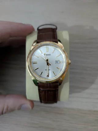 Reloj Casio MTP-1302PGL-9AV Dorado y Marrón